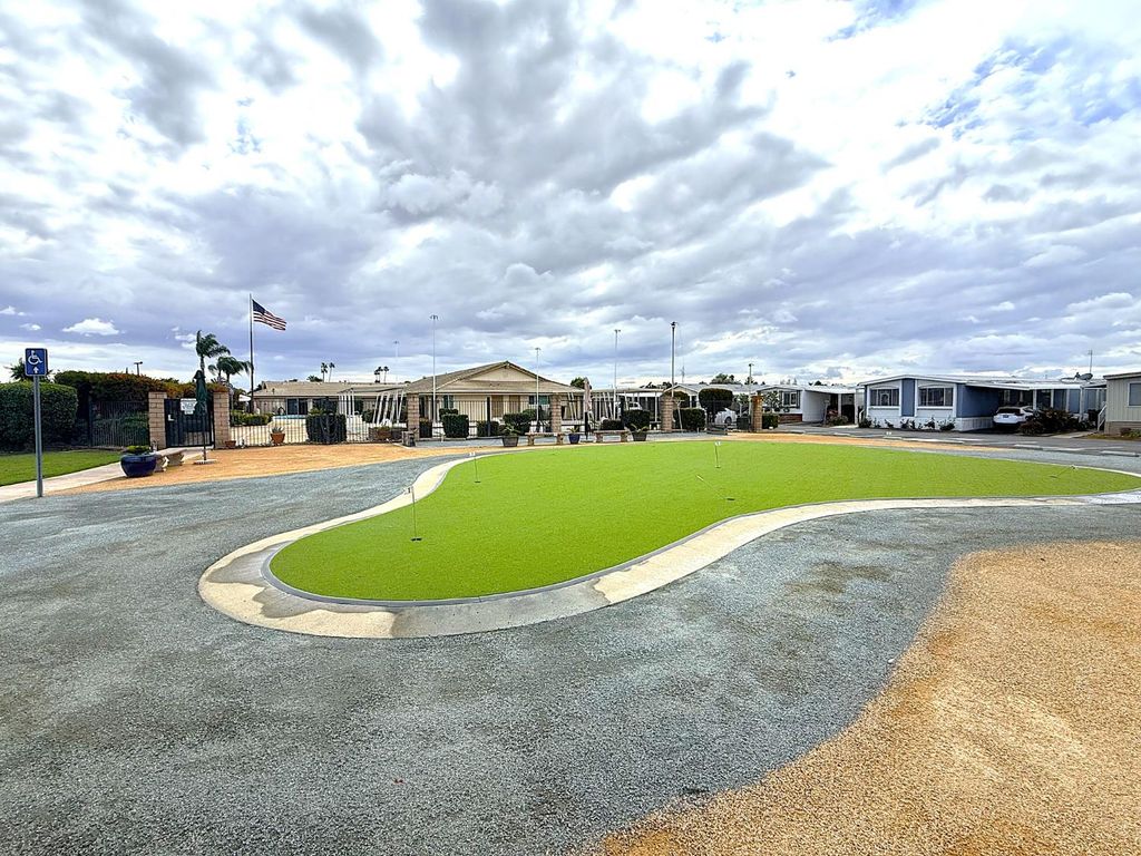 Image 33 of property listing at 221 W Herndon Avenue SPC 1, Pinedale, CA 93650