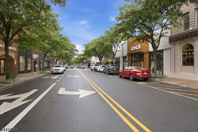 57 Michigan Ave, Summit City, NJ 07901