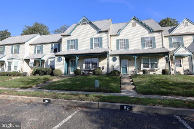 84 KNOLL DR, Blackwood, NJ 08012