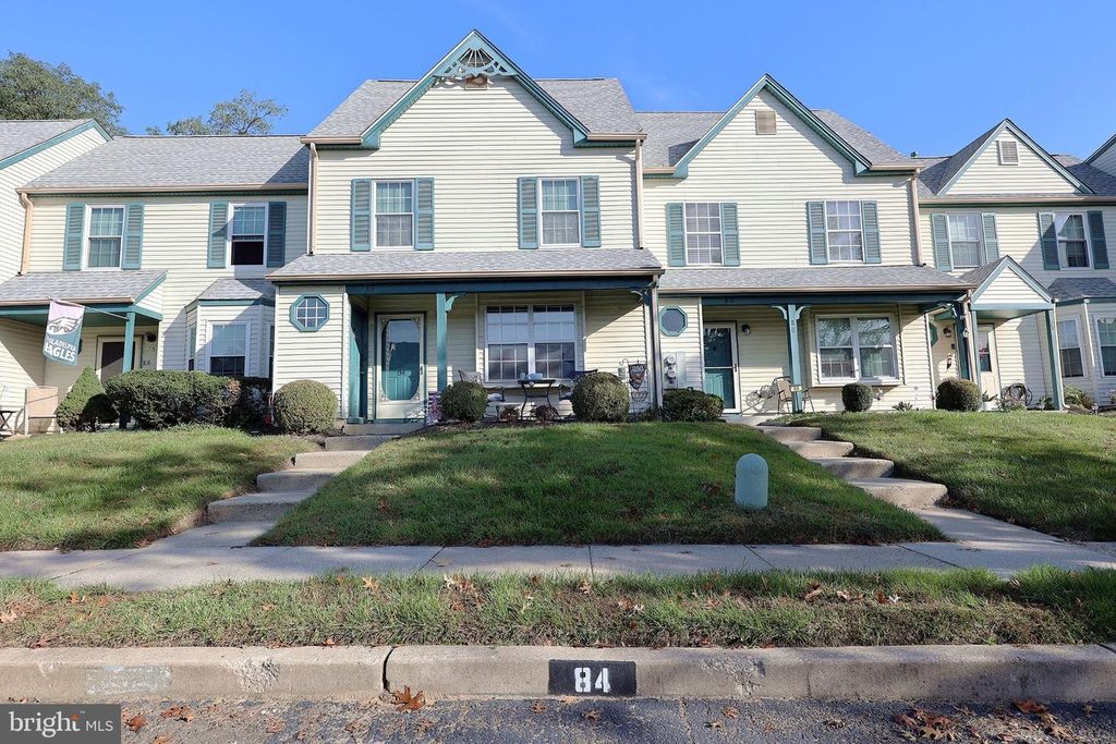 84 KNOLL DR, Blackwood, NJ 08012