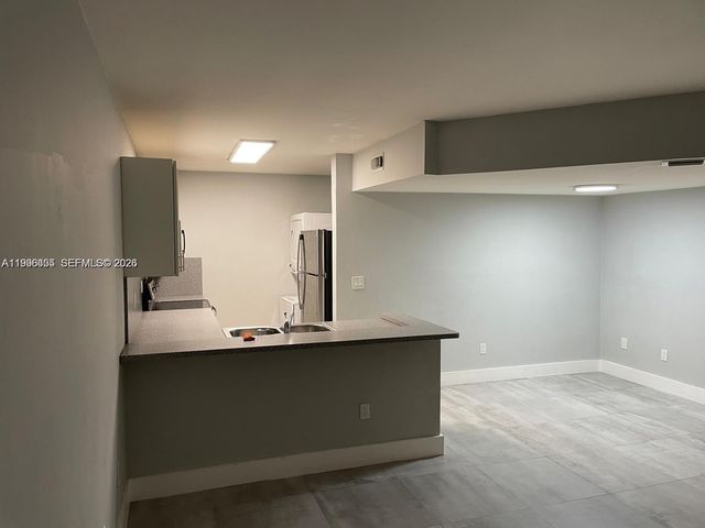 15354 SW 72nd St 31-11, Miami, FL 33193