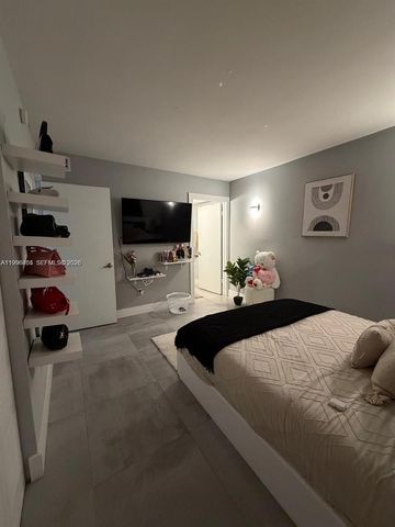 15354 SW 72nd St 31-11, Miami, FL 33193