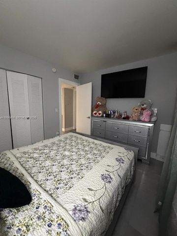 15354 SW 72nd St 31-11, Miami, FL 33193