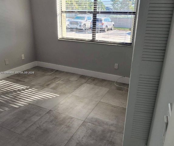 15354 SW 72nd St 31-11, Miami, FL 33193