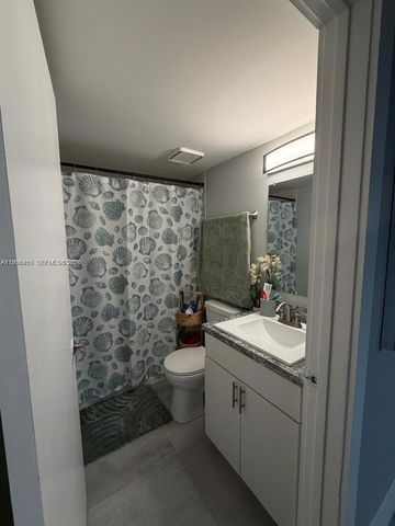 15354 SW 72nd St 31-11, Miami, FL 33193