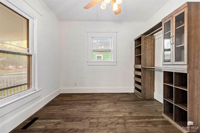 215 Pine Street, Wamego, KS 66547