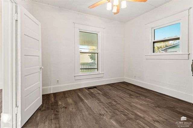 215 Pine Street, Wamego, KS 66547