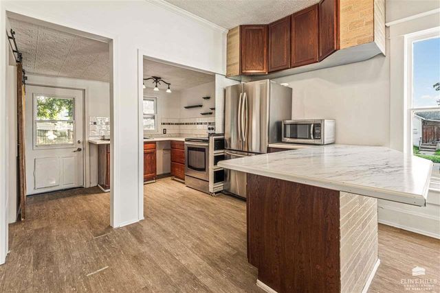 215 Pine Street, Wamego, KS 66547