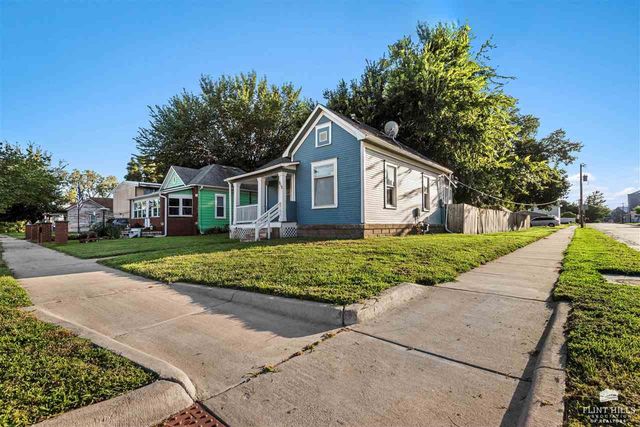 215 Pine Street, Wamego, KS 66547