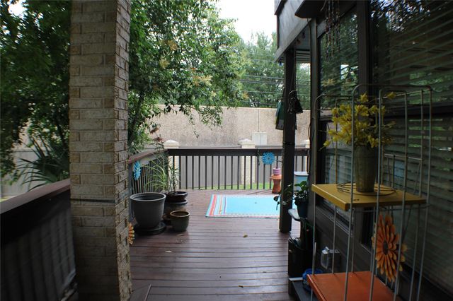 2619 Sailboat Drive, Houston, TX 77058