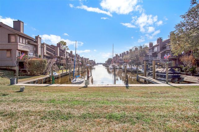 2619 Sailboat Drive, Houston, TX 77058