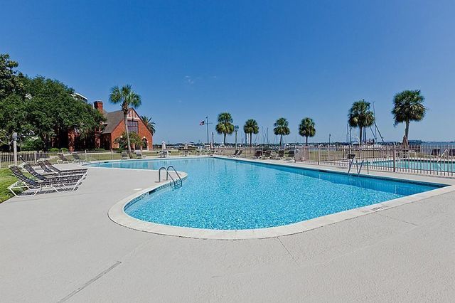 2619 Sailboat Drive, Houston, TX 77058