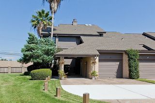 2619 Sailboat Drive, Houston, TX 77058