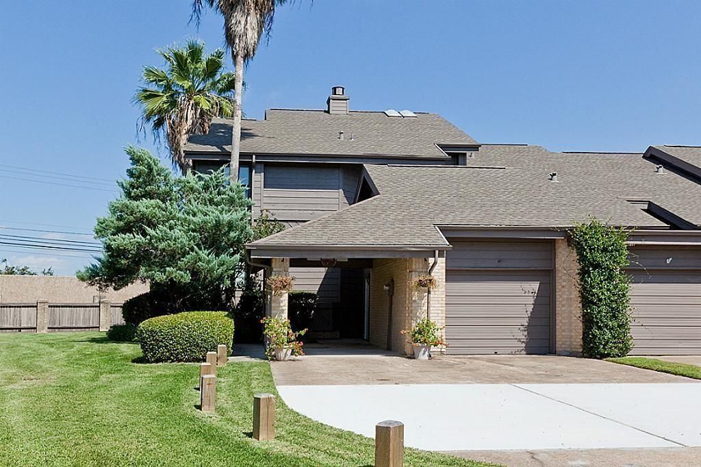 2619 Sailboat Drive, Houston, TX 77058