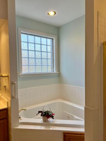 125 Casa Landa Way, Winchester, KY 40391