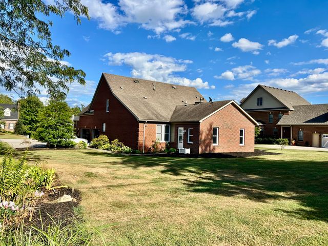 125 Casa Landa Way, Winchester, KY 40391