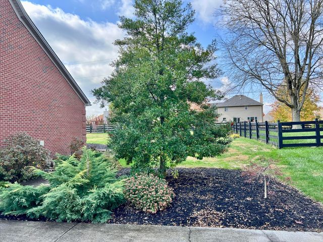 125 Casa Landa Way, Winchester, KY 40391