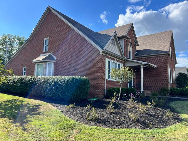125 Casa Landa Way, Winchester, KY 40391
