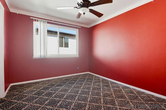 7402 Blix St., San Diego, CA 92111