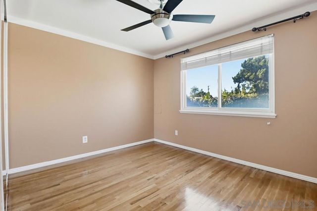 7402 Blix St., San Diego, CA 92111