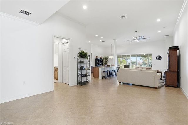 9340 Triana TER # 284, Fort Myers, FL 33912