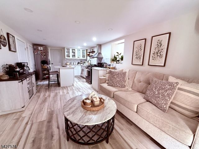 5214 Liberty Ave, North Bergen Twp., NJ 07047