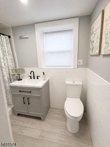 5214 Liberty Ave, North Bergen Twp., NJ 07047