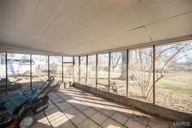 4204 Beauty Lane, Woodson Terrace, MO 63134