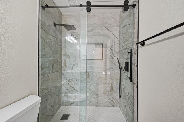 18759 Holly Way, Houston, TX 77084