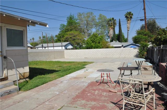 1789 N Pershing Avenue, San Bernardino, CA 92405