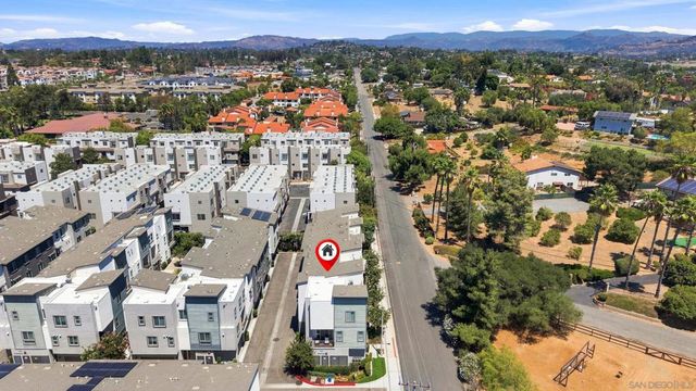 2601 Cranston 710, Escondido, CA 92025