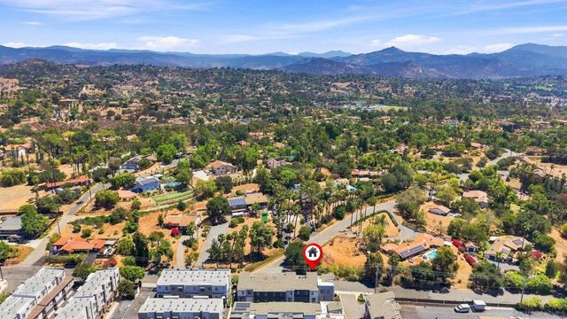 2601 Cranston 710, Escondido, CA 92025