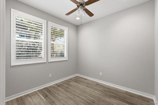 2601 Cranston 710, Escondido, CA 92025