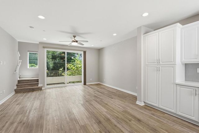 2601 Cranston 710, Escondido, CA 92025