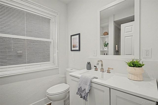 924 W 9th Avenue, Denver, CO 80204