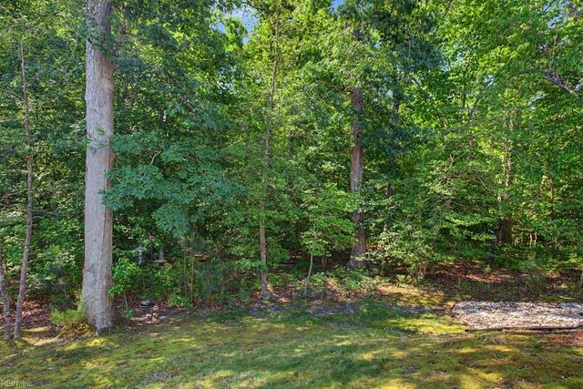204 Christopher LN, Williamsburg, VA 23185