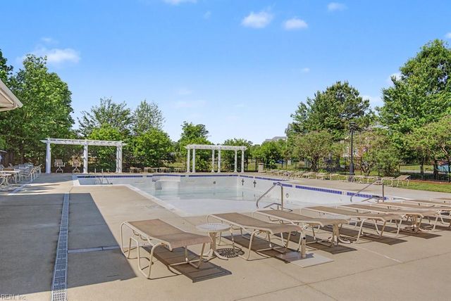 204 Christopher LN, Williamsburg, VA 23185