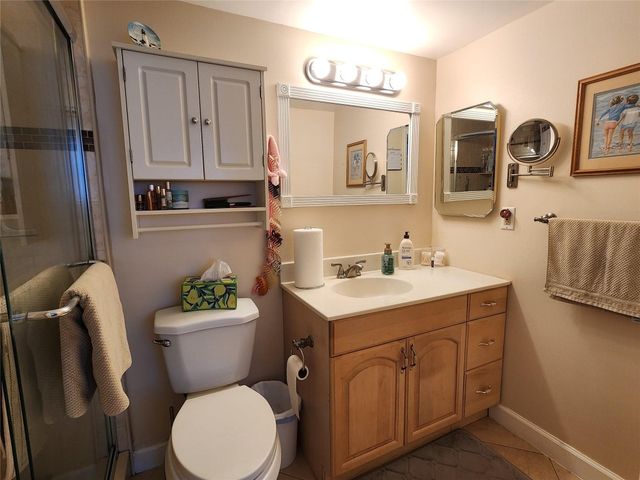 321 SE 3rd Street 302, Dania Beach, FL 33004