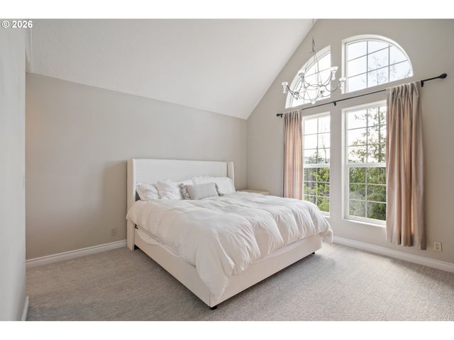 2420 IVY Ln, Kelso, WA 98626
