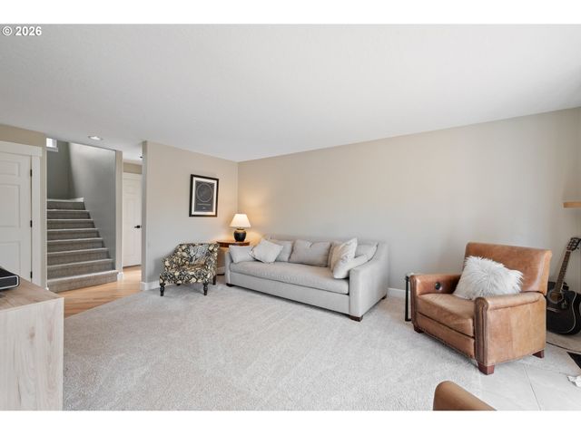2420 IVY Ln, Kelso, WA 98626