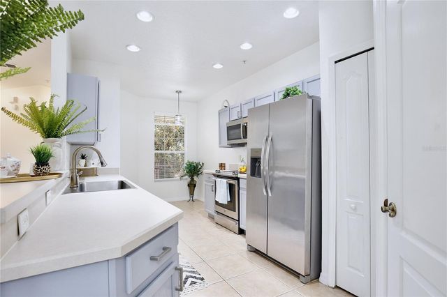 696 SEABROOK COURT 202, Altamonte Springs, FL 32714
