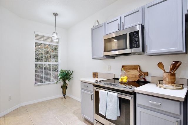 696 SEABROOK COURT 202, Altamonte Springs, FL 32714