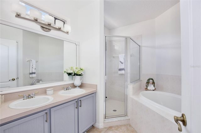 696 SEABROOK COURT 202, Altamonte Springs, FL 32714