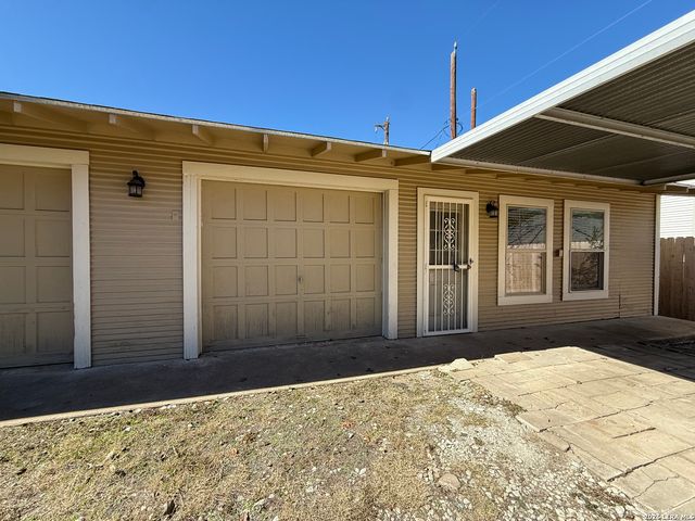 269 E Rosewood, San Antonio, TX 78212