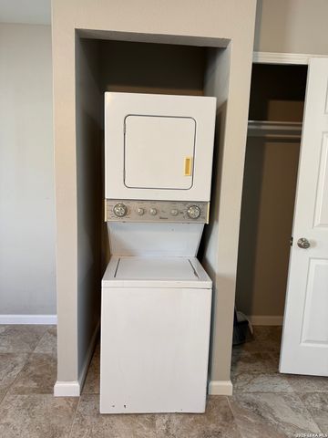 269 E Rosewood, San Antonio, TX 78212