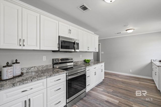 732 OAK FIELD Drive, Mobile, AL 36609