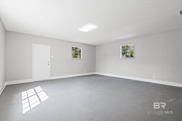 732 OAK FIELD Drive, Mobile, AL 36609