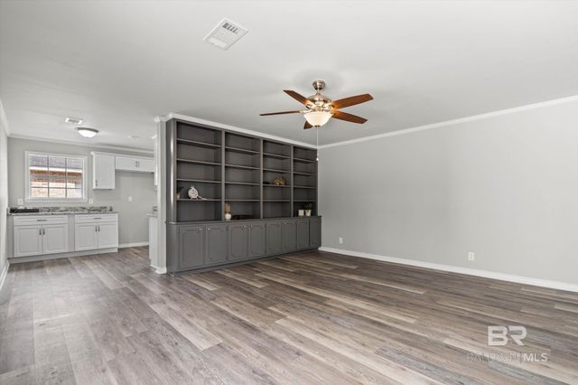 732 OAK FIELD Drive, Mobile, AL 36609