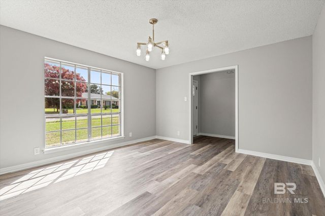 732 OAK FIELD Drive, Mobile, AL 36609