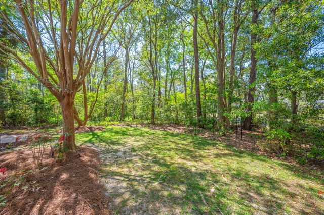 1446 Oakmont Place, Niceville, FL 32578